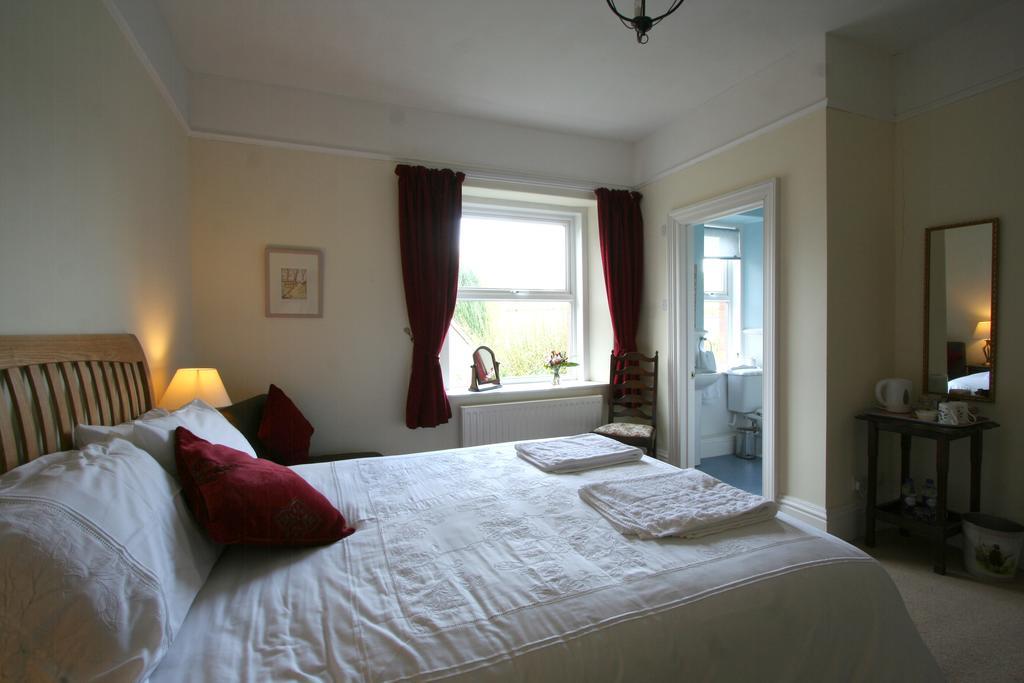Bed and Breakfast Weston House Bampton  Екстер'єр фото